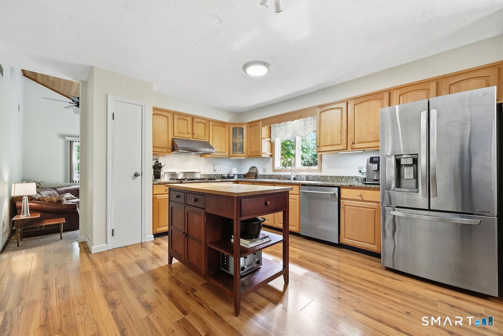 878 Mott Hill Road