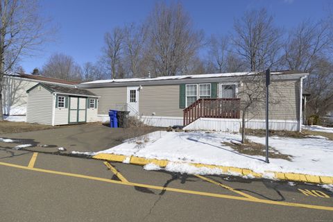 39 McQuillan Drive, Milford, CT 06460 - MLS#: 24077068