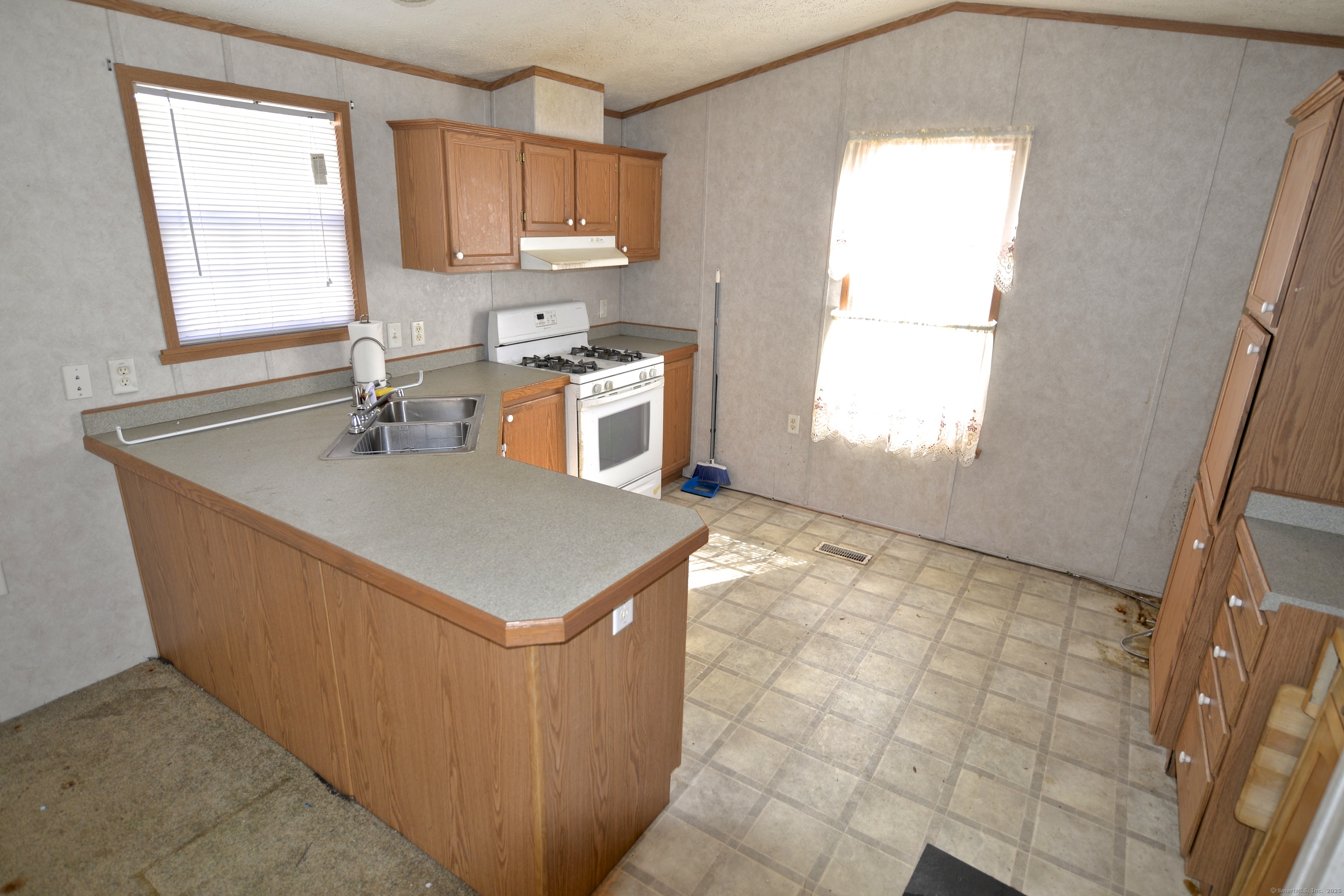 39 Mcquillan Drive, Milford, Connecticut image 17