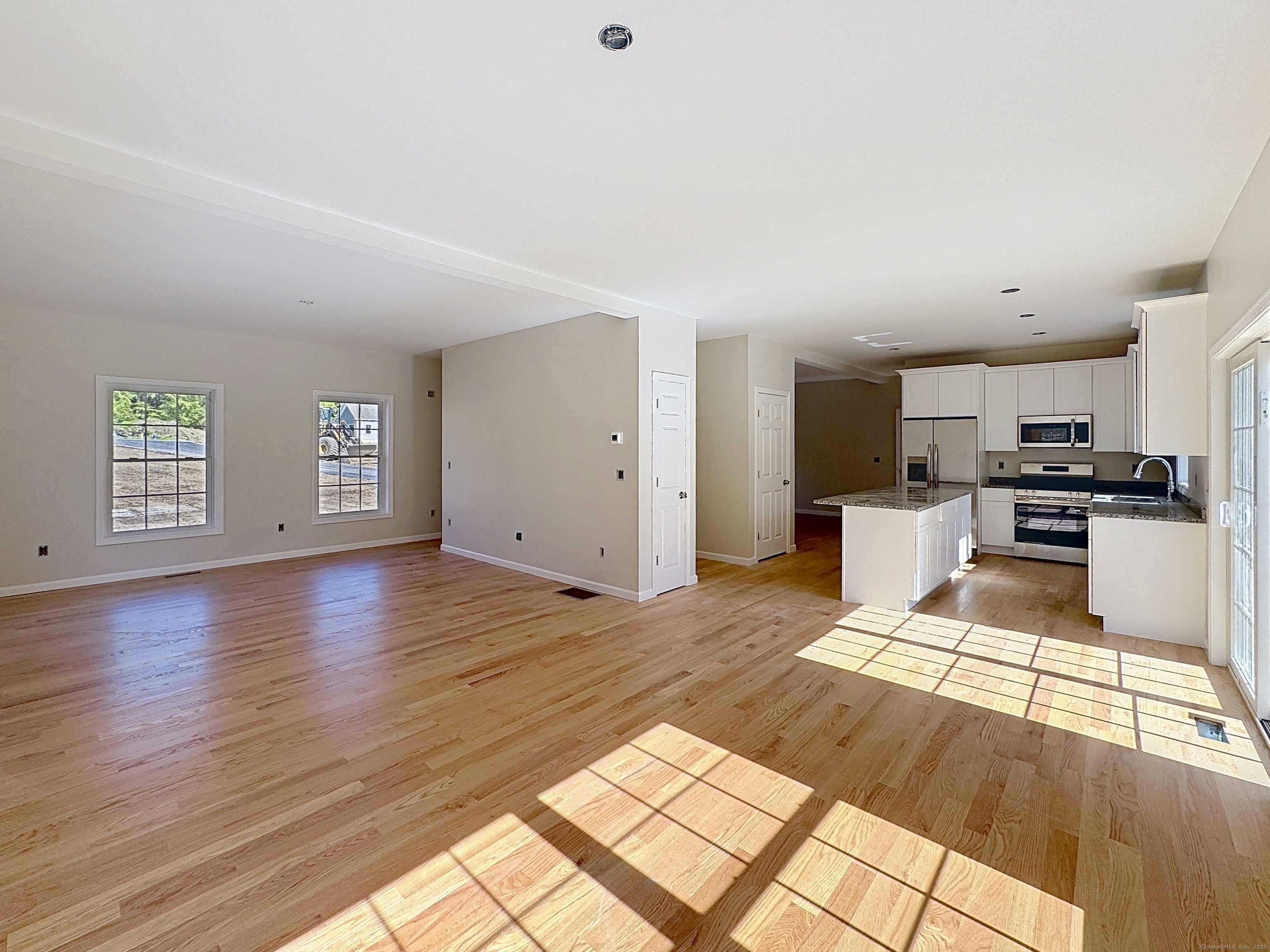 16 Tommy Court, Norwich, Connecticut image 13