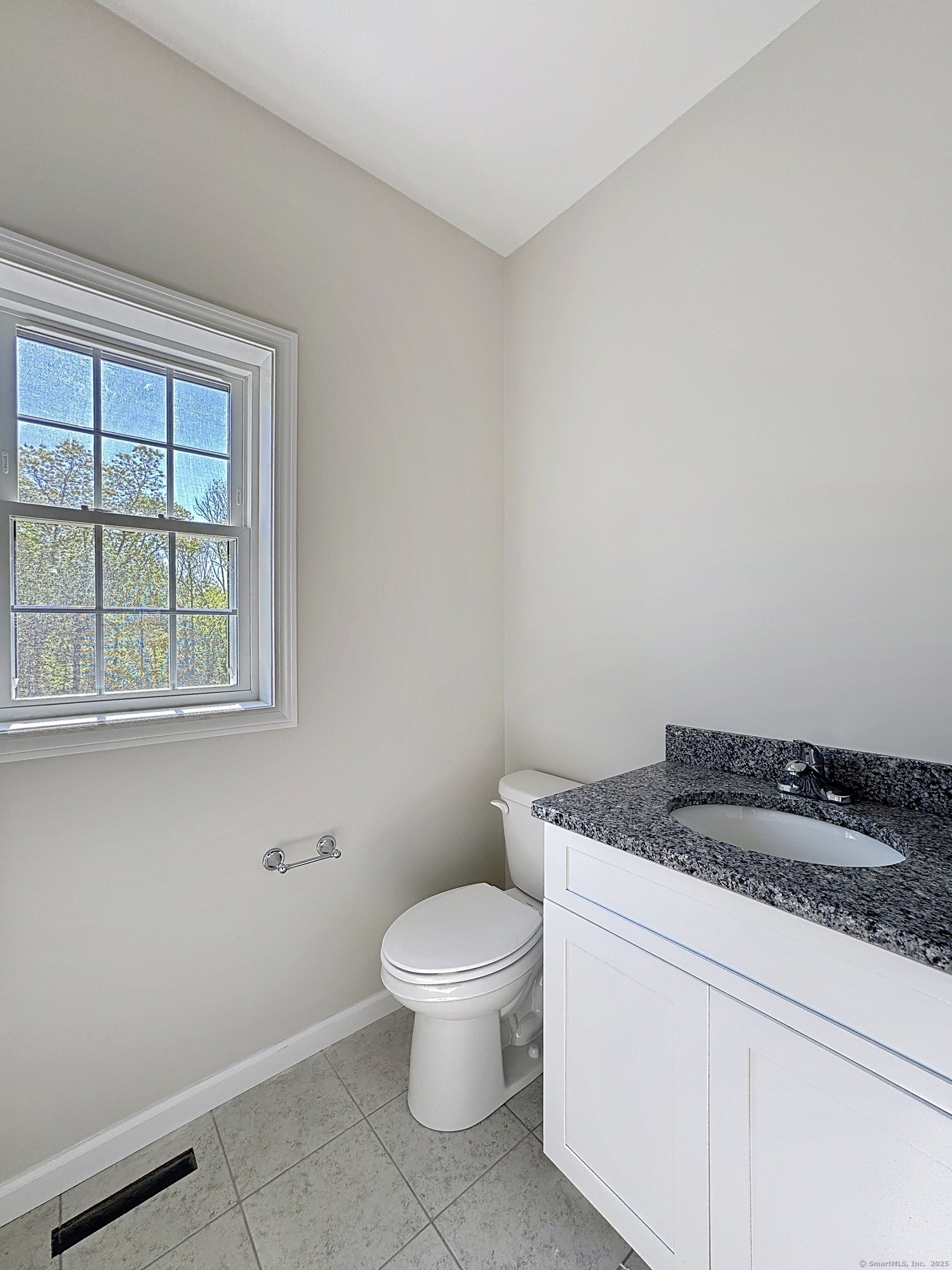 16 Tommy Court, Norwich, Connecticut image 19