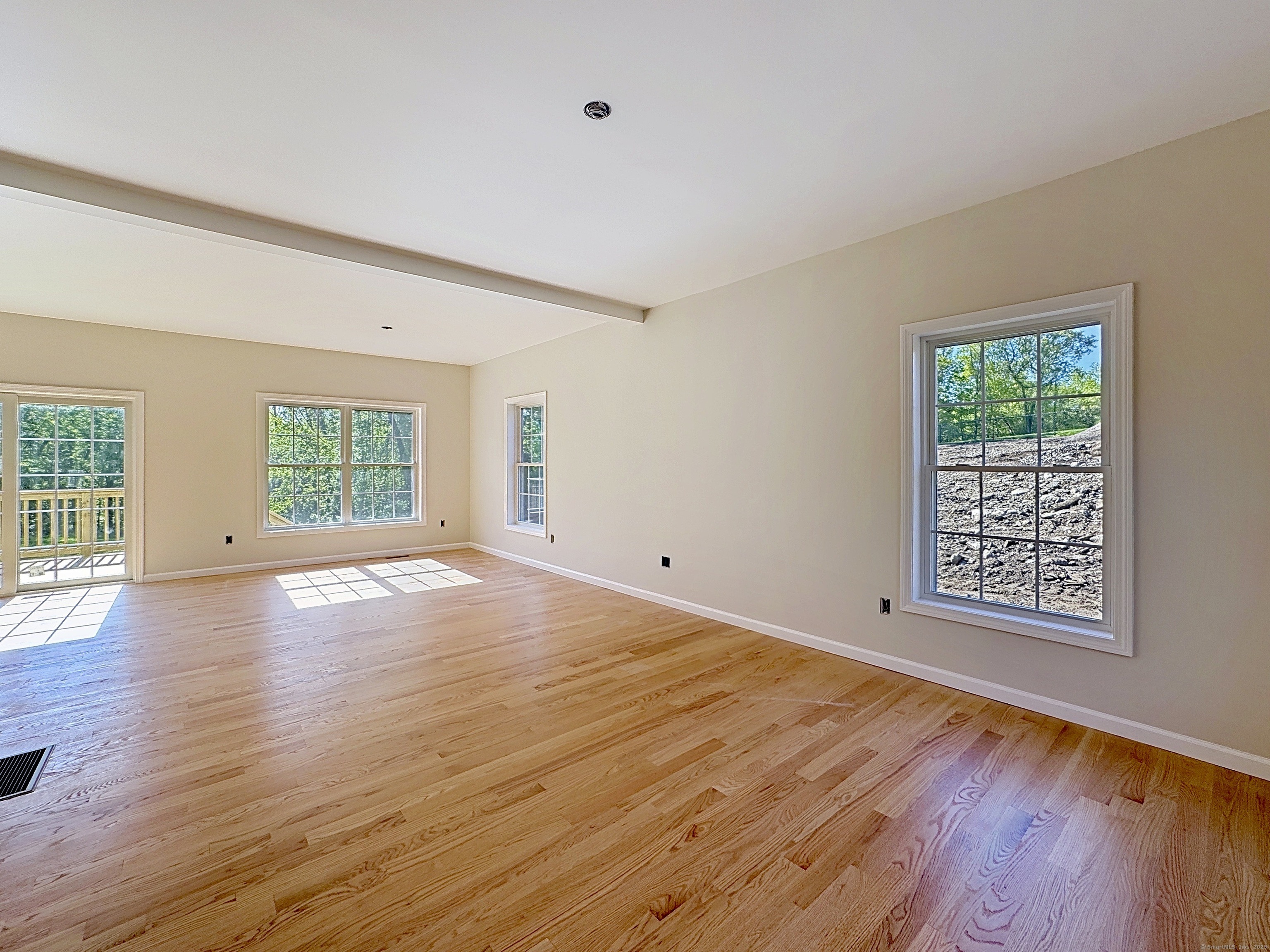 16 Tommy Court, Norwich, Connecticut image 12
