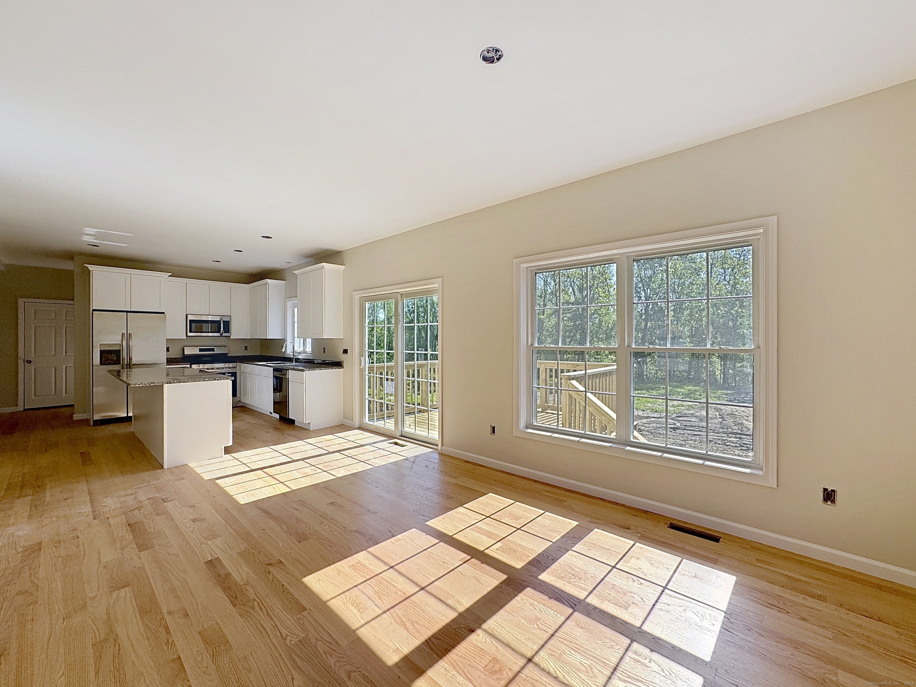16 Tommy Court, Norwich, Connecticut image 9