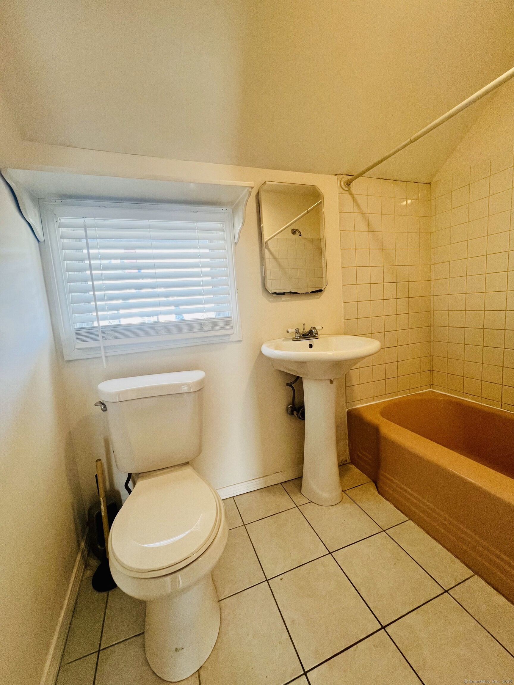 47 Apple Street, Torrington, Connecticut image 21