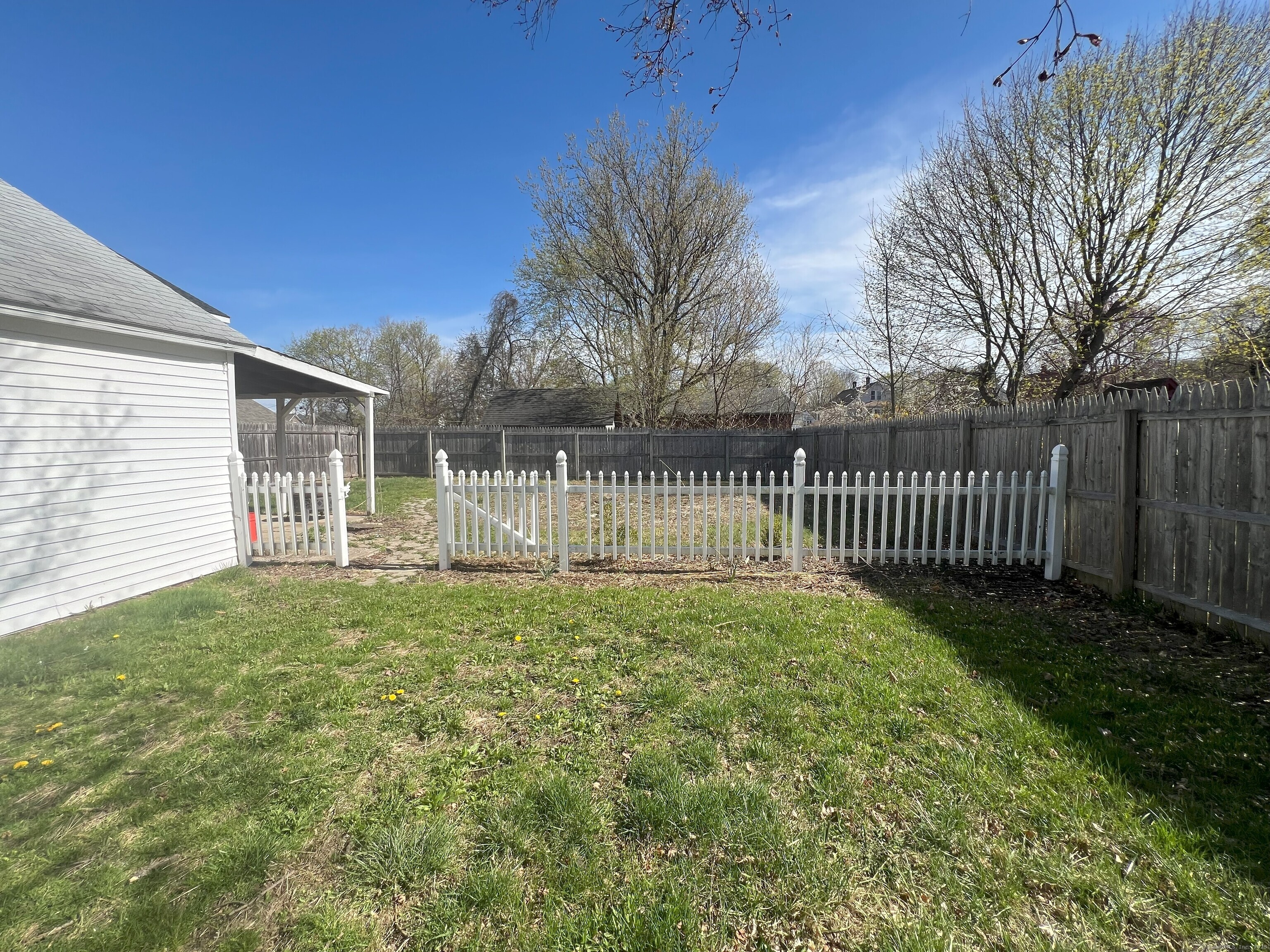 47 Apple Street, Torrington, Connecticut image 6