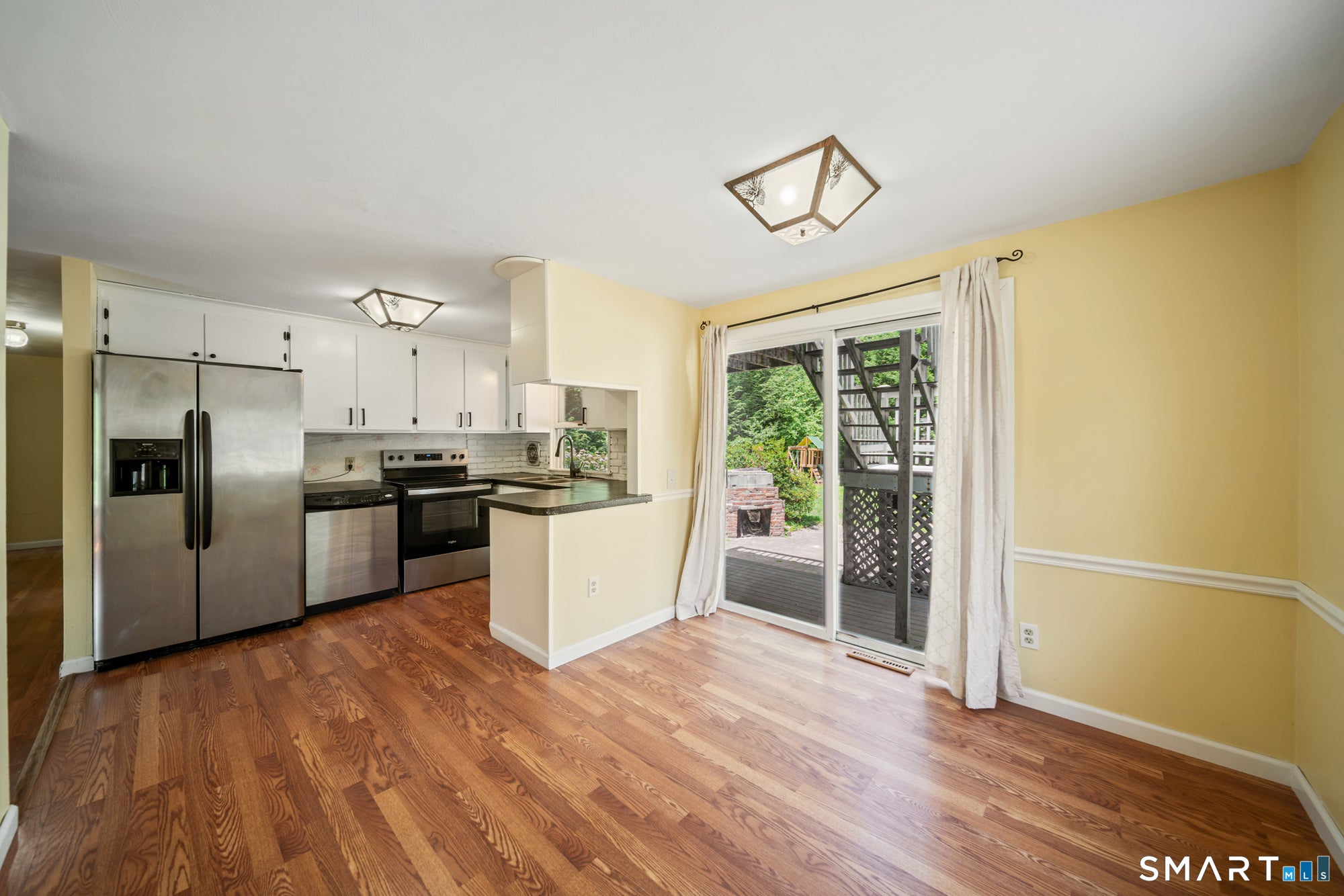 5 Redwood Street