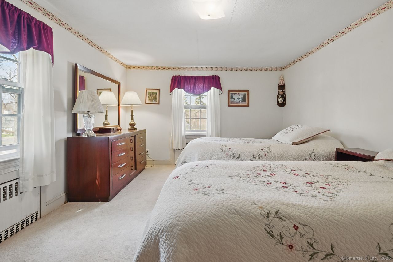 184 S Main Street, West Hartford, Connecticut image 19