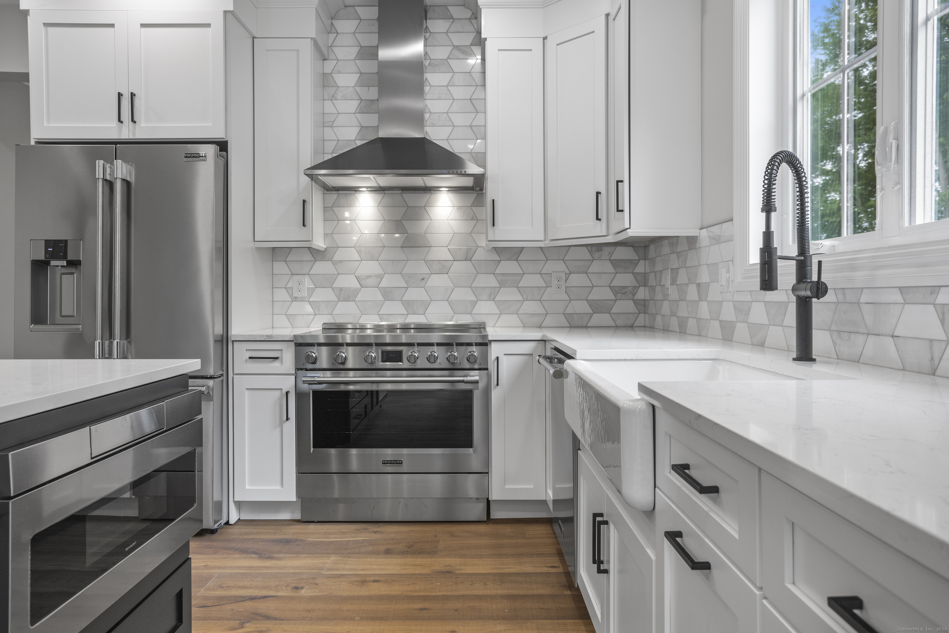 66 Soderman Way #66, Cheshire, Connecticut image 3
