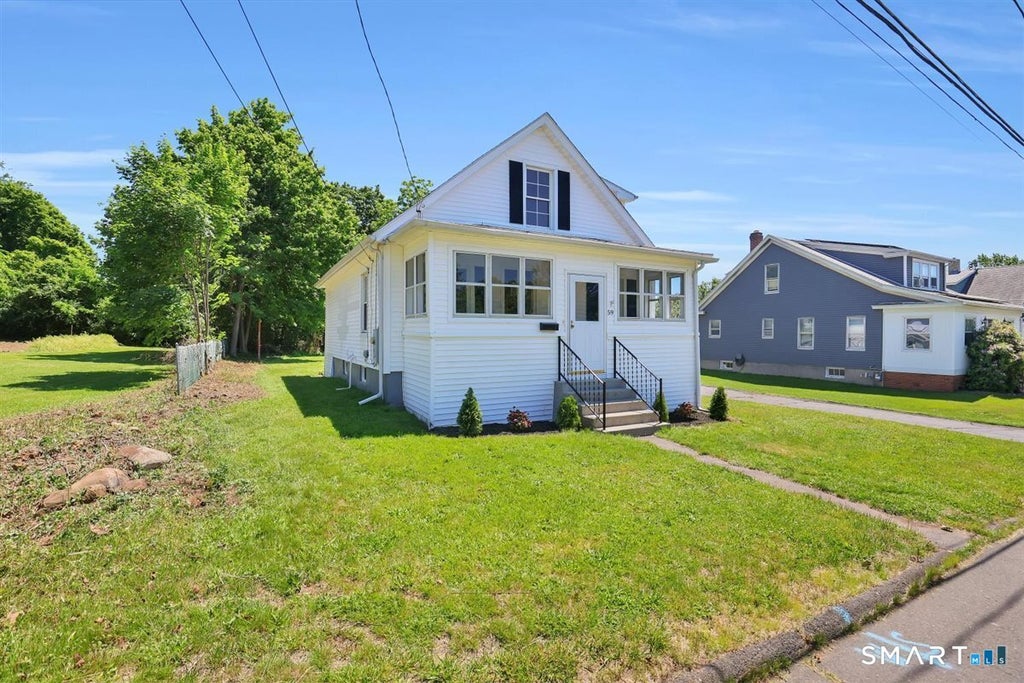 Photo of 59 Walnut Street, Southington, CT 06489 (MLS # 24181045)