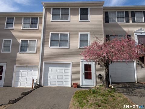 Tiny photo for 63 Summit Commons #63, Derby, CT 06418 (MLS # 24170357)