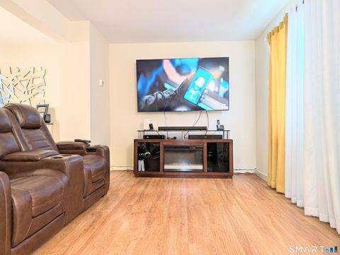 Tiny photo for 63 Summit Commons #63, Derby, CT 06418 (MLS # 24170357)