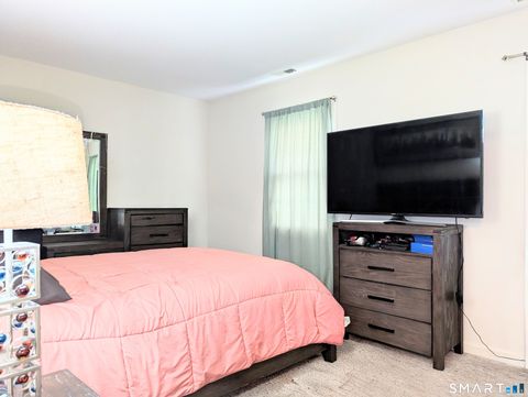 Tiny photo for 63 Summit Commons #63, Derby, CT 06418 (MLS # 24170357)