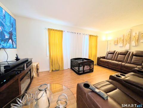 Tiny photo for 63 Summit Commons #63, Derby, CT 06418 (MLS # 24170357)