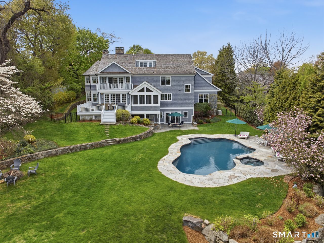 32 Burnham Hill