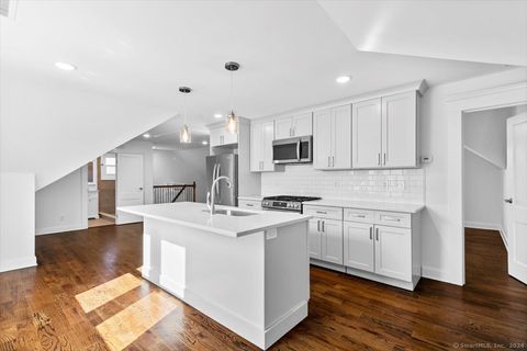Photo of 954 Elm Street #3, New Haven, CT 06511 (MLS # 24175506)