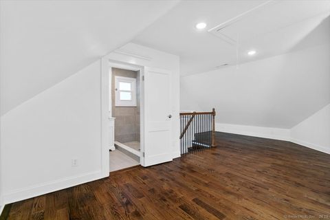 Tiny photo for 954 Elm Street #3, New Haven, CT 06511 (MLS # 24175506)