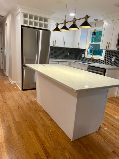 Homes For Sale - 240 W Lake Avenue<br/> Guilford, CT 06437