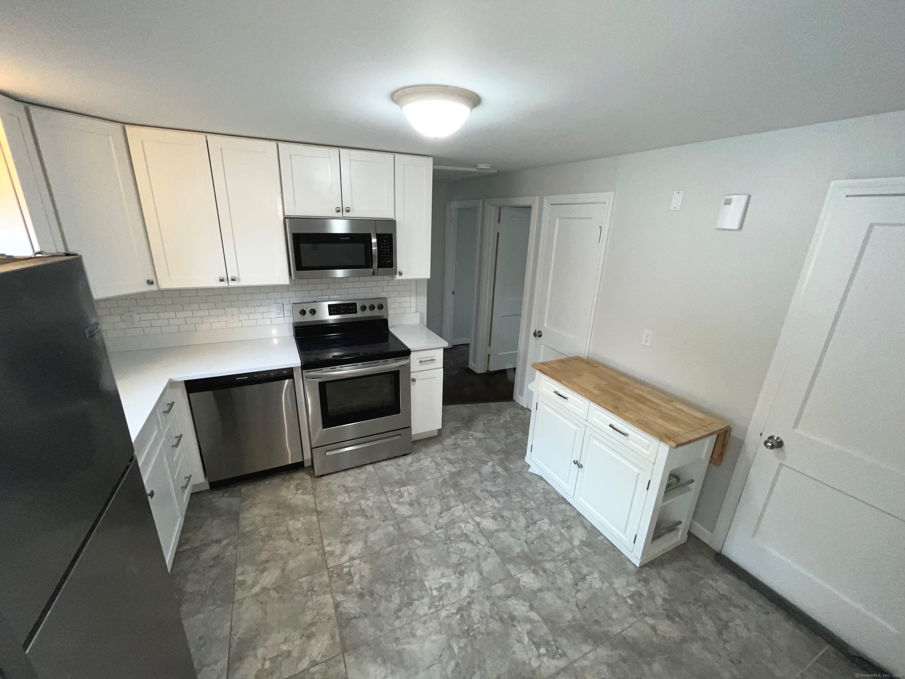 112 Brookside Circle
