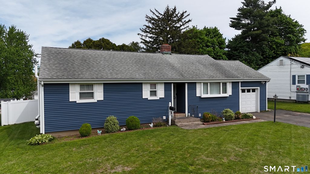 Photo of 112 Brentwood Road, Newington, CT 06111 (MLS # 24174780)