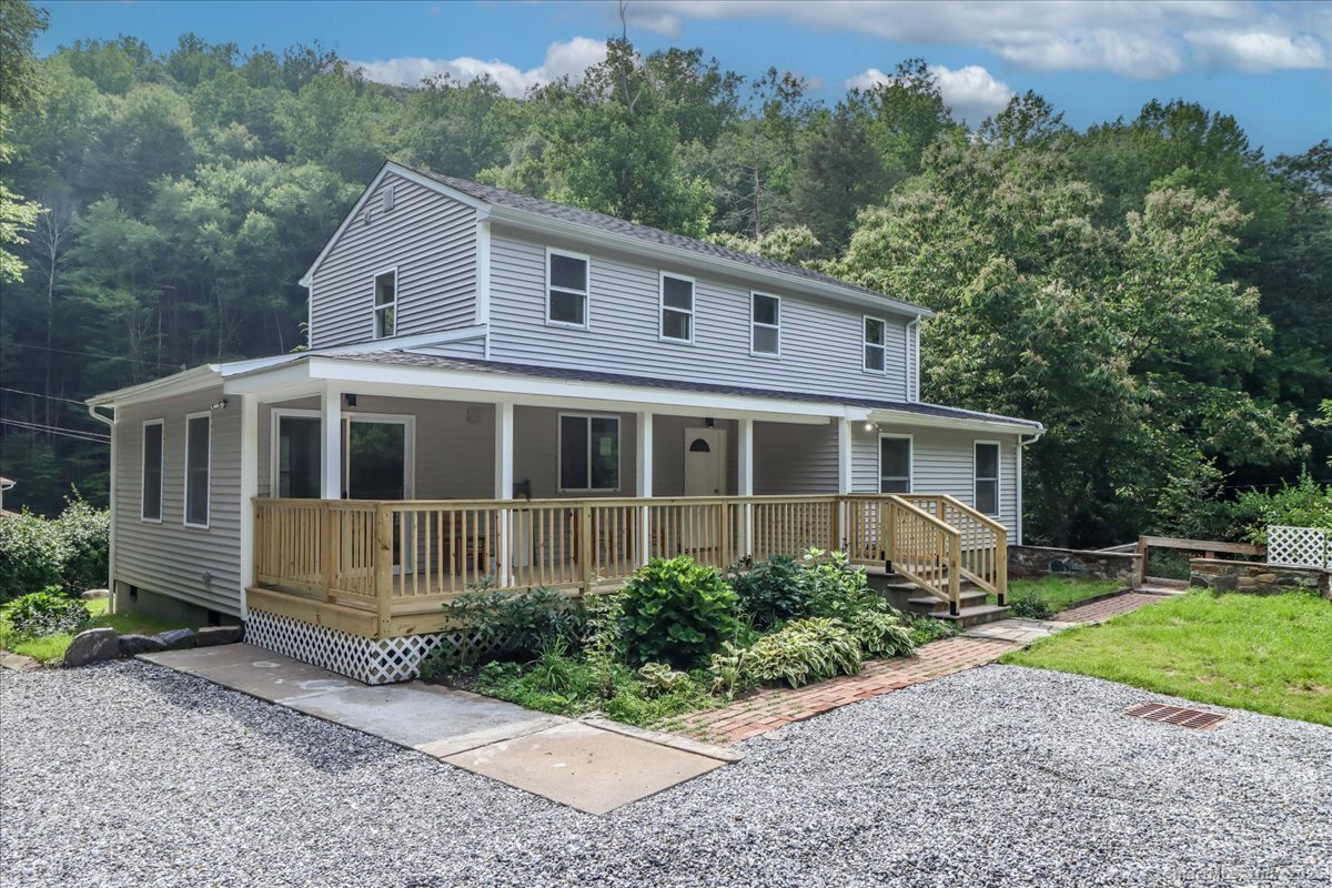 3 Brookside Trail