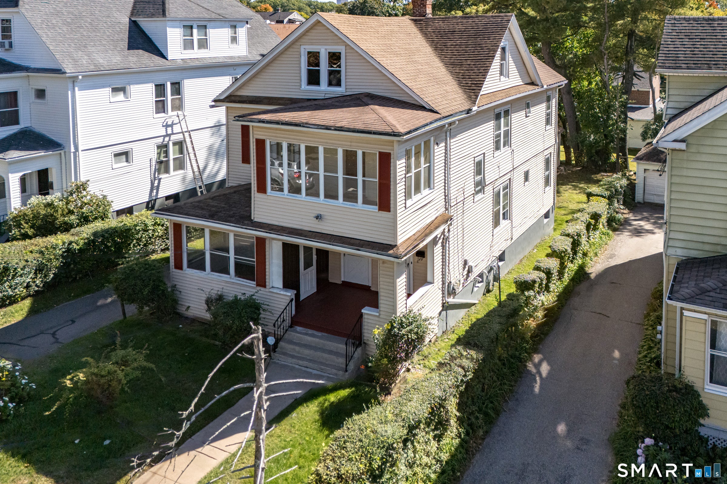 33-35 Sharon Street