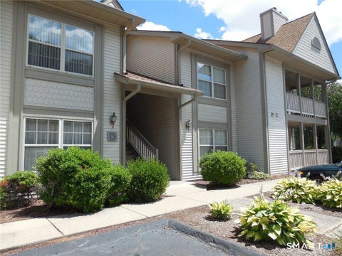 Tiny photo for 33 Langdon Court #D102, Berlin, CT 06037 (MLS # 24200590)