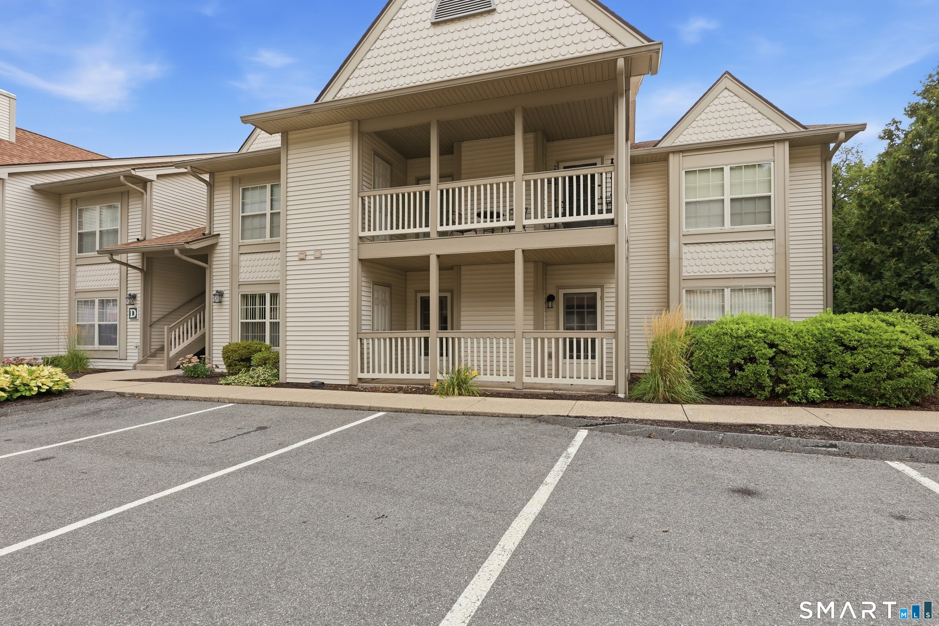 33 Langdon Court D102