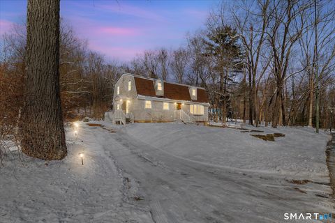 Photo of 81 Floeting Road, Ashford, CT 06278 (MLS # 24149309)