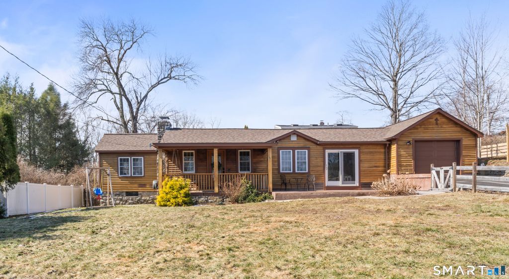 Photo of 5 Hampton Road, New Fairfield, CT 06812 (MLS # 24157012)