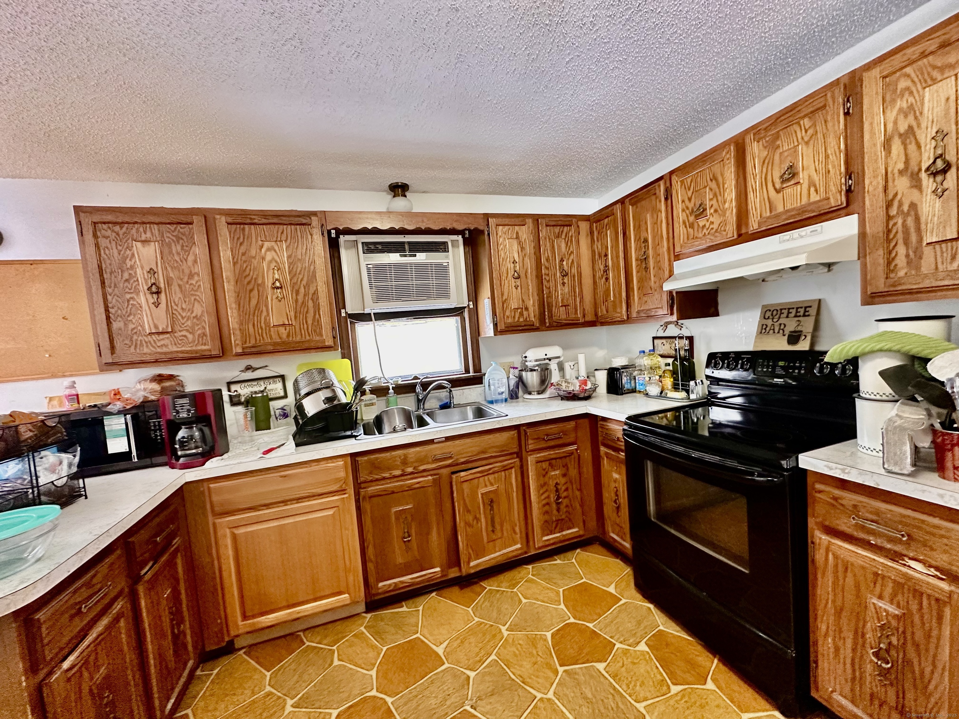 358 Oliver Road, Lebanon, Connecticut image 13