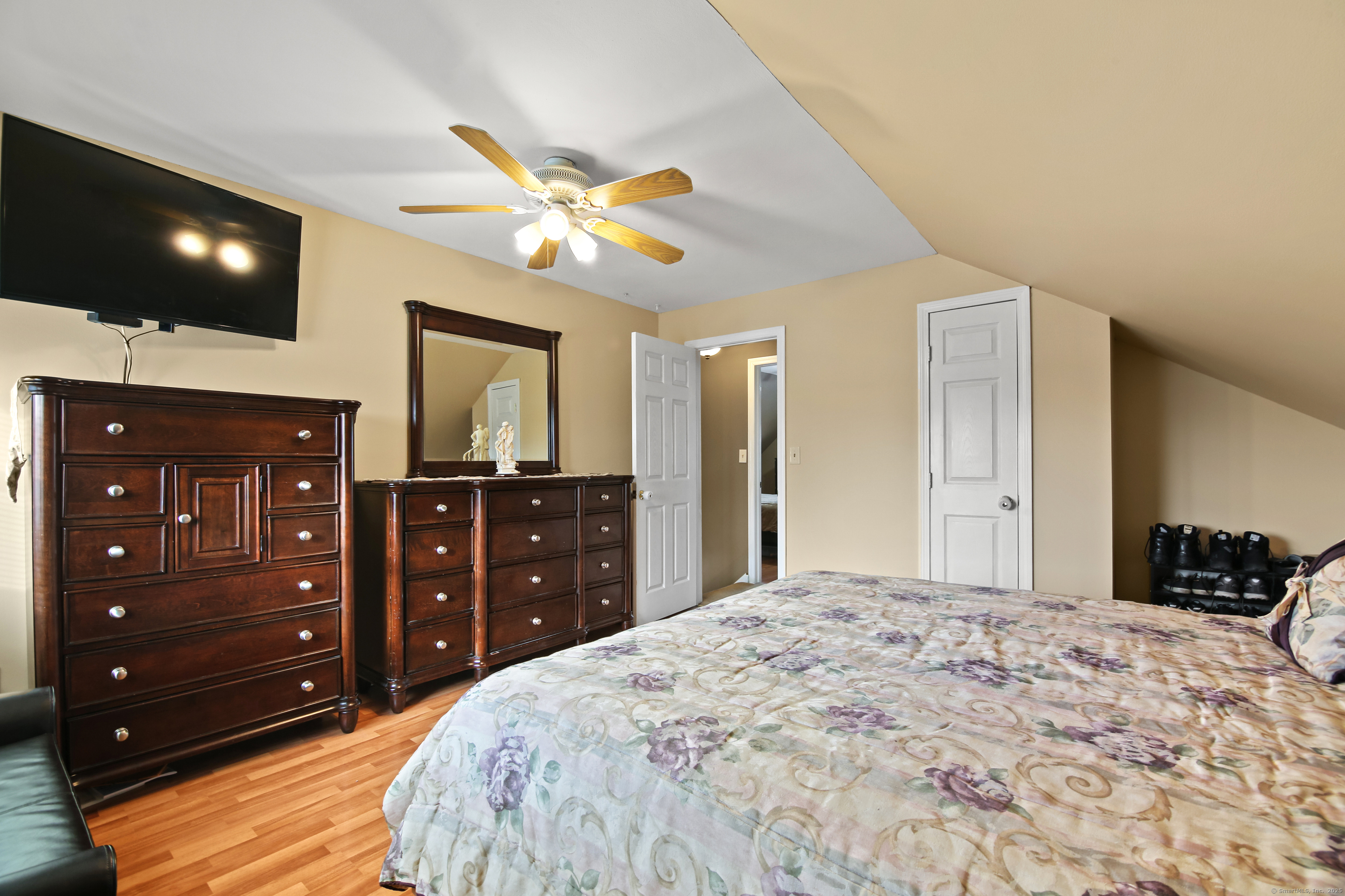 202 Bluebird Drive, Naugatuck, Connecticut image 24