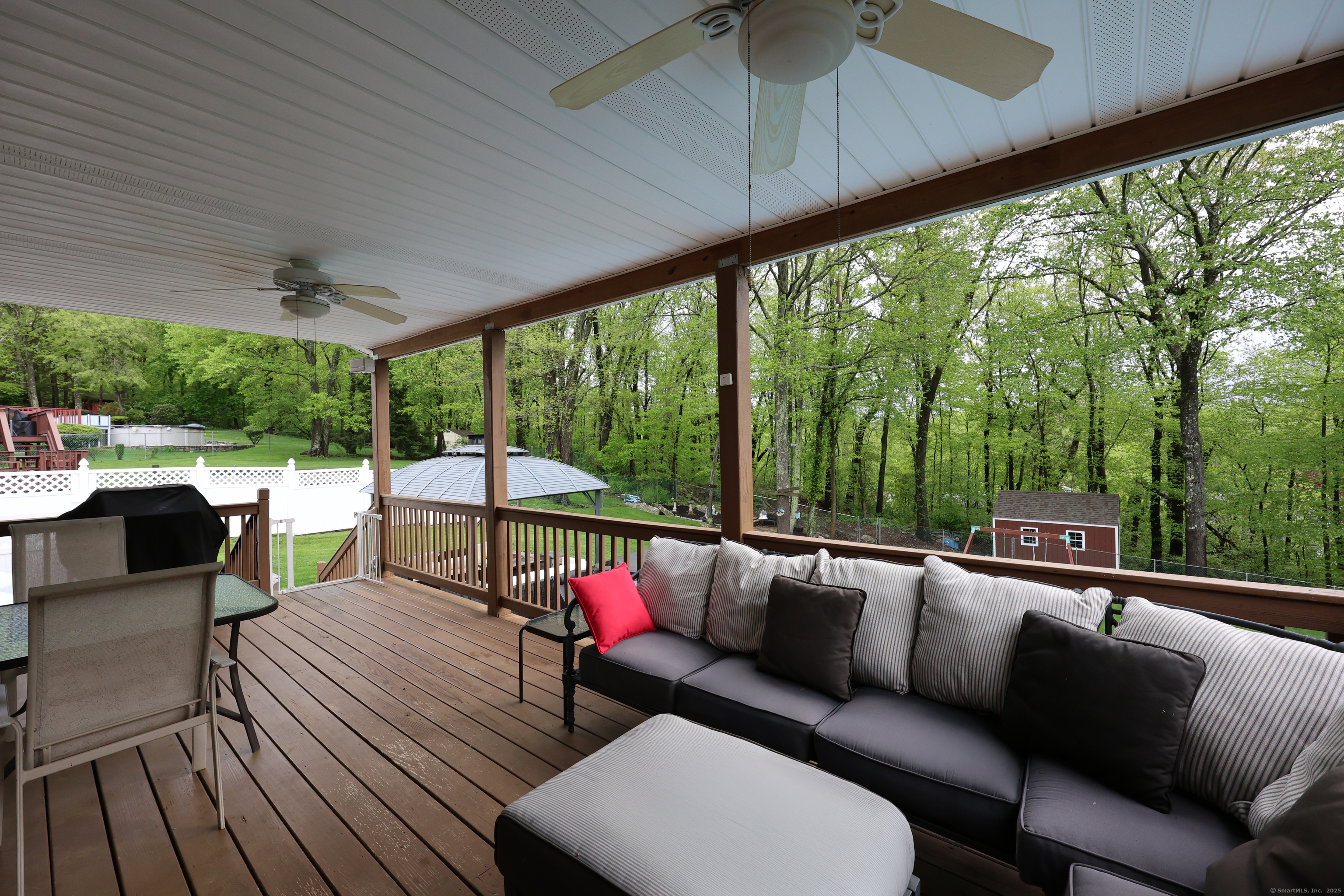 202 Bluebird Drive, Naugatuck, Connecticut image 9