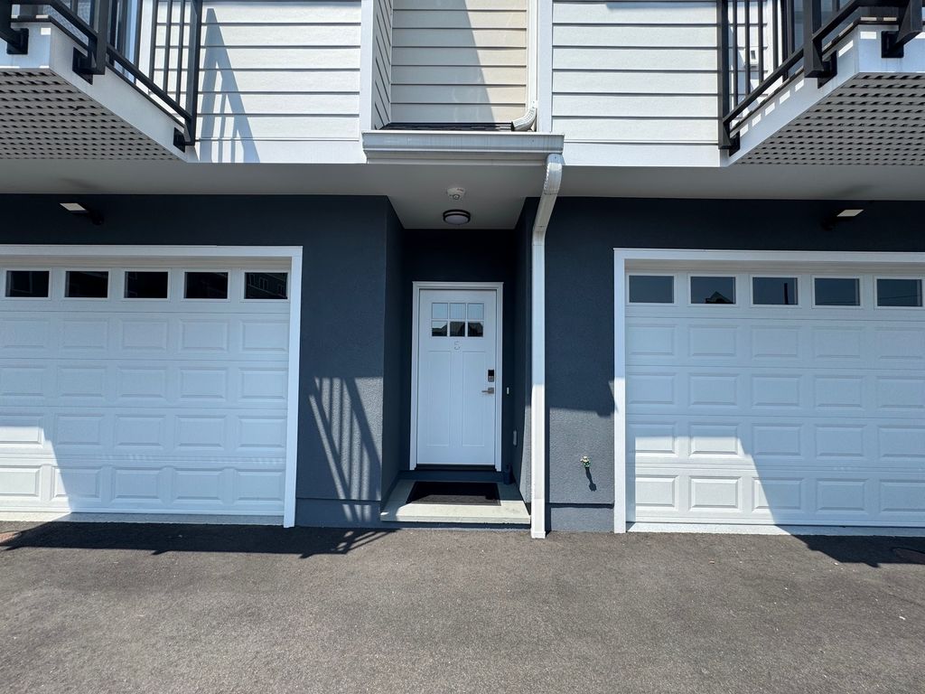 Photo of 239 Henry Street #6, Stamford, CT 06902 (MLS # 24139018)