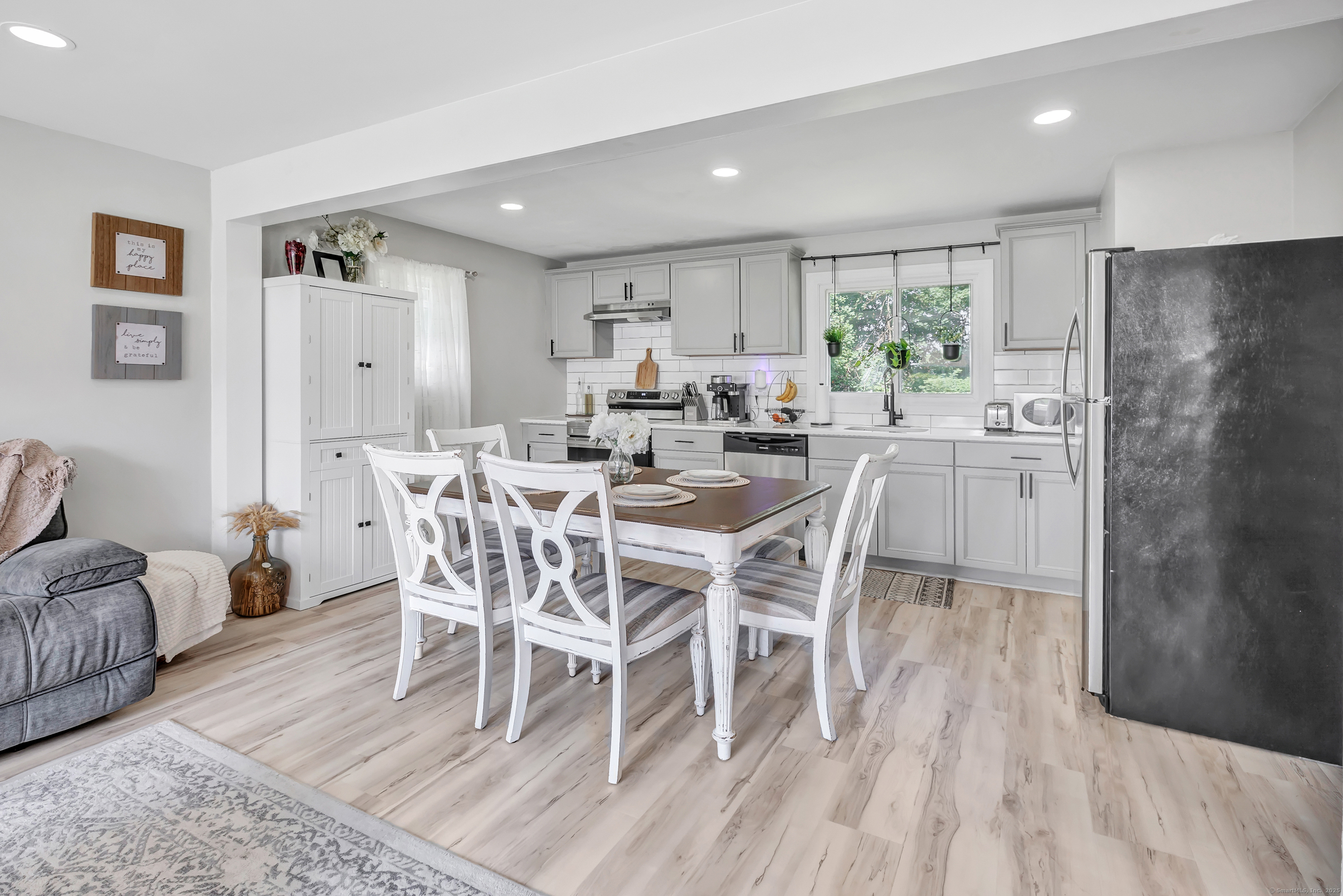 14 N Coe Lane, Ansonia, Connecticut image 14