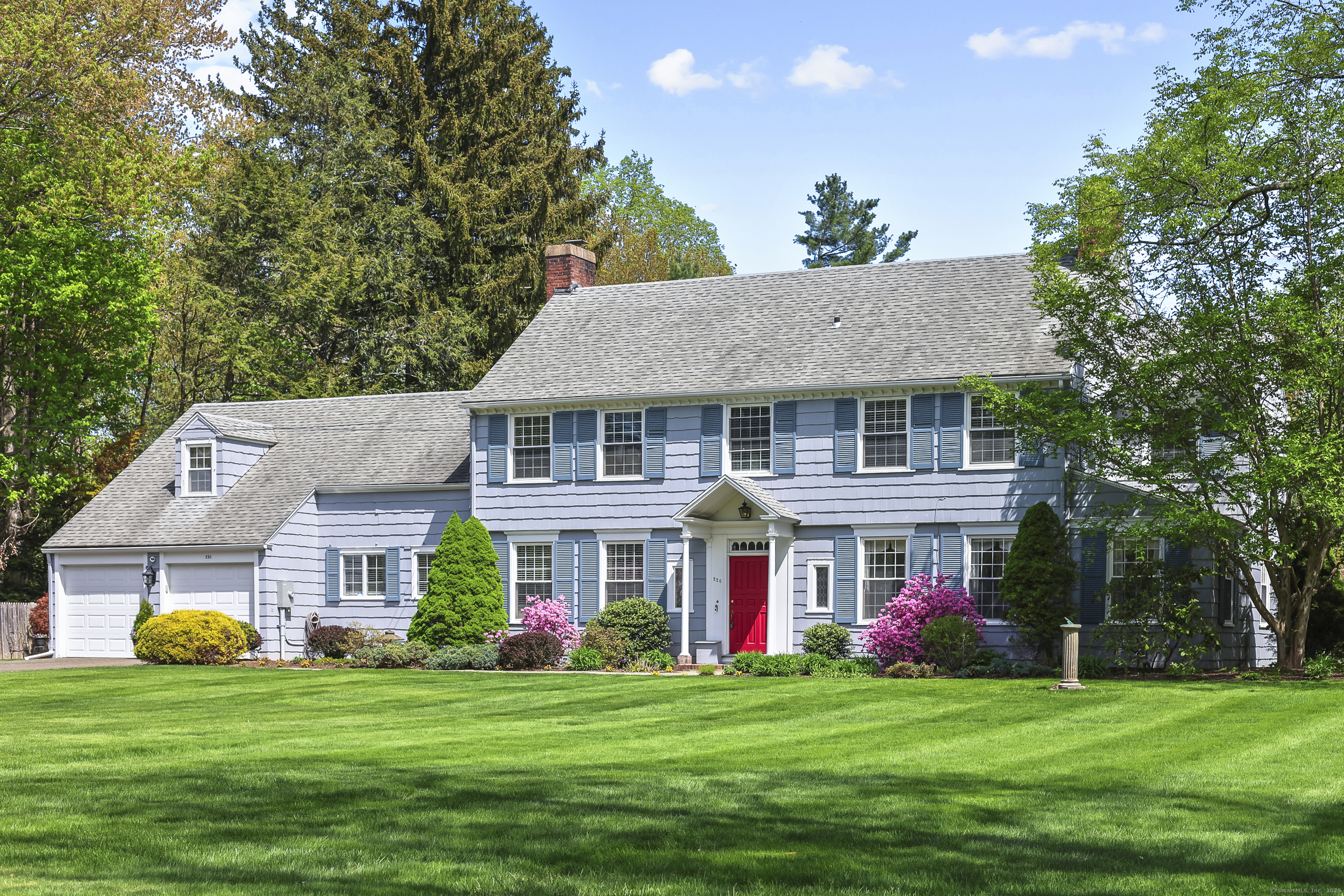 Old Mill Road, Middletown, Connecticut - 6 Bedrooms  
4 Bathrooms  
11 Rooms - 