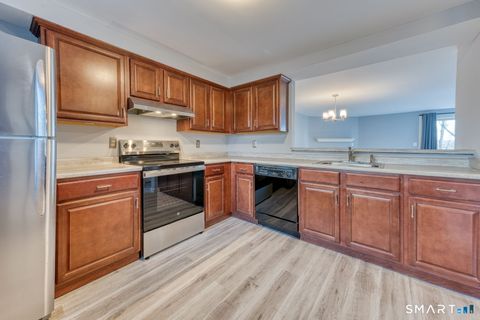 Tiny photo for 10 Clubhouse Drive #10, Cromwell, CT 06416 (MLS # 24150001)