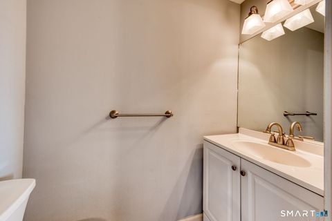 Tiny photo for 10 Clubhouse Drive #10, Cromwell, CT 06416 (MLS # 24150001)