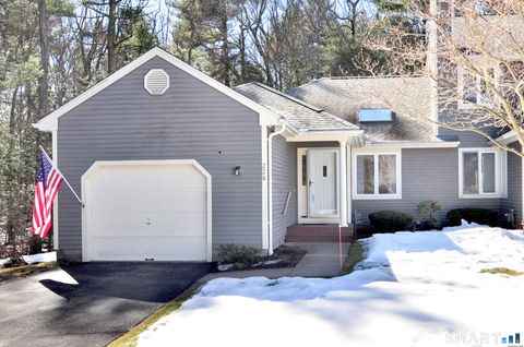 Condo For Sale - 228 Castlewood Drive #228<br/> Bloomfield, CT 06002