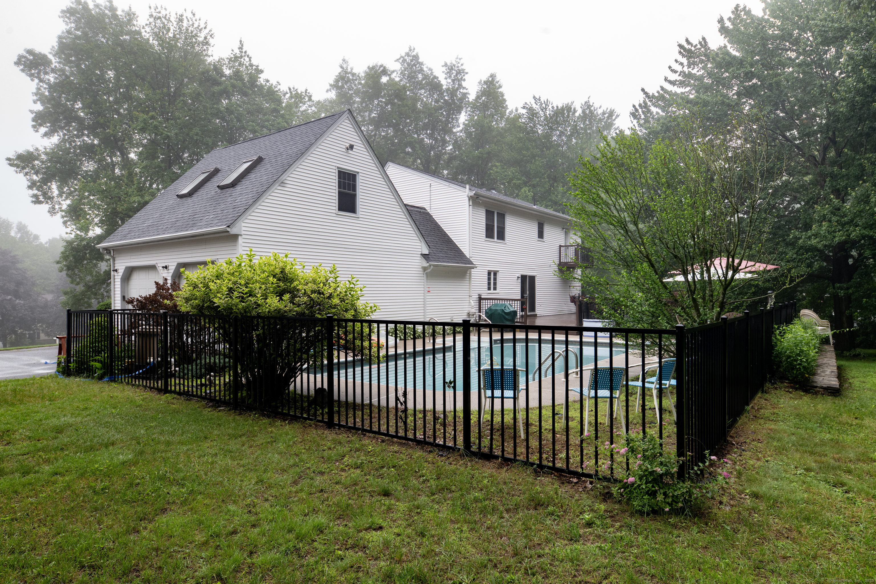 44 Richard Avenue
