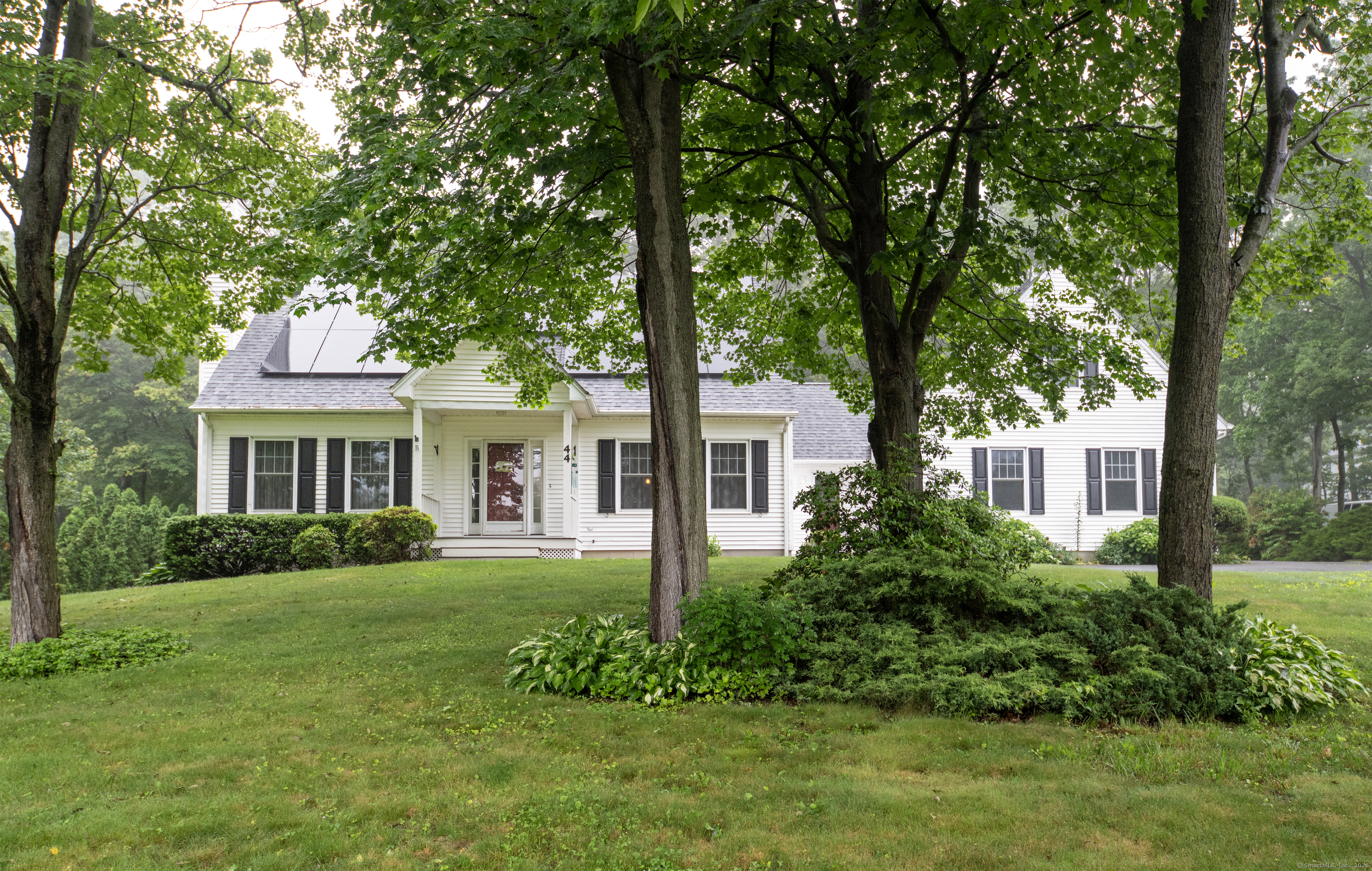 44 Richard Avenue