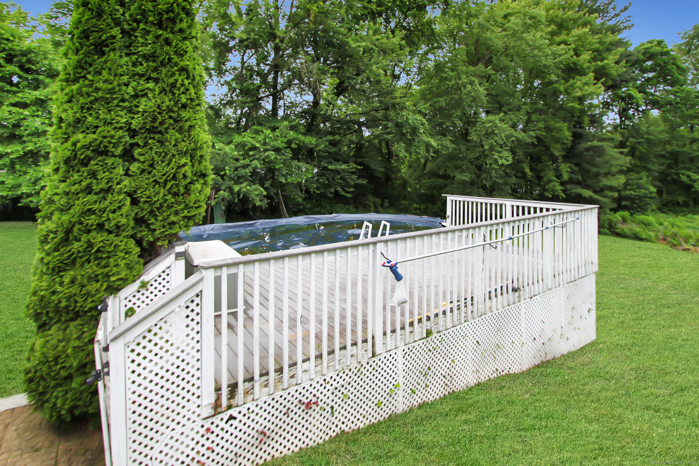 15 Old Stream Lane, Trumbull, Connecticut image 24