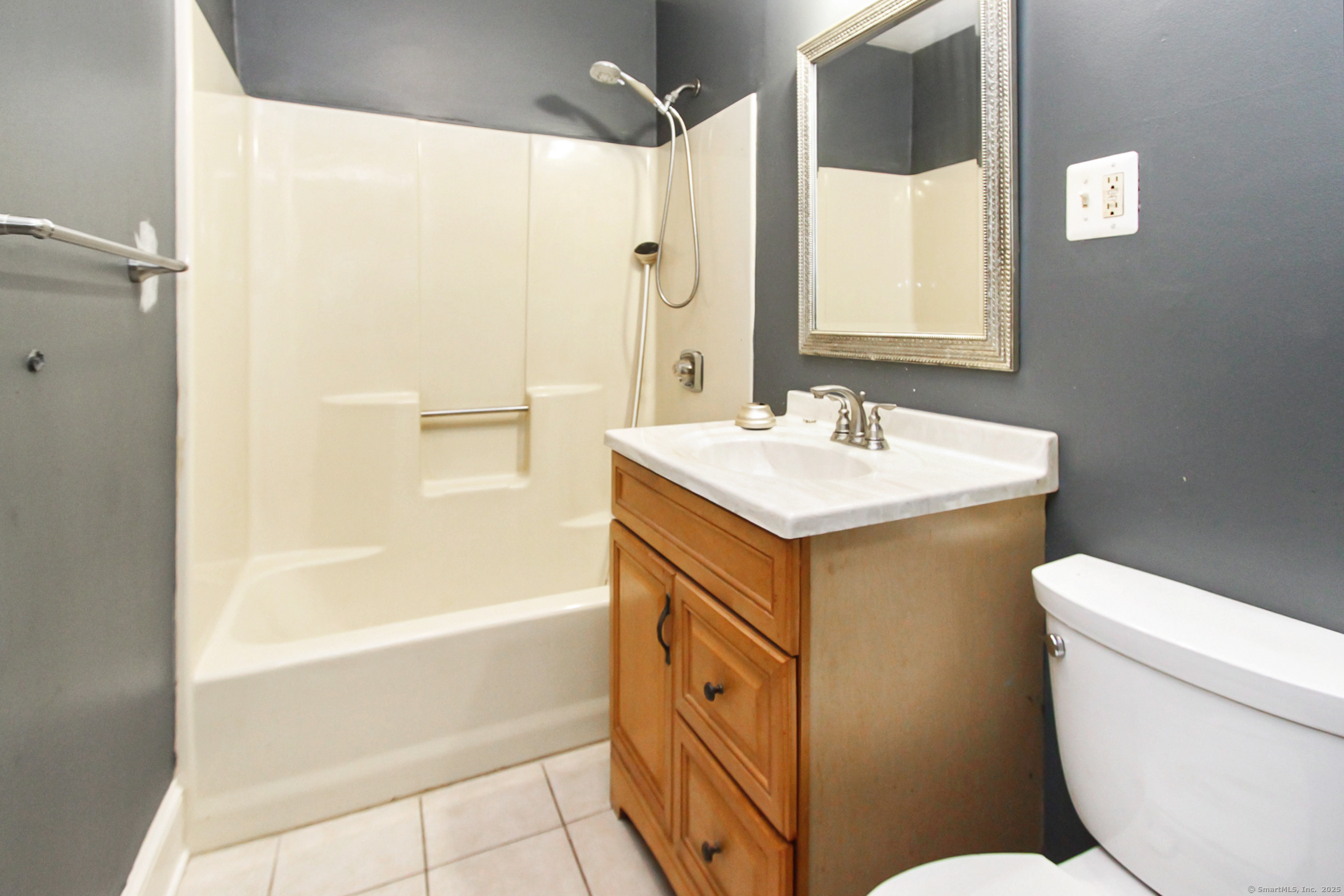 15 Old Stream Lane, Trumbull, Connecticut image 11