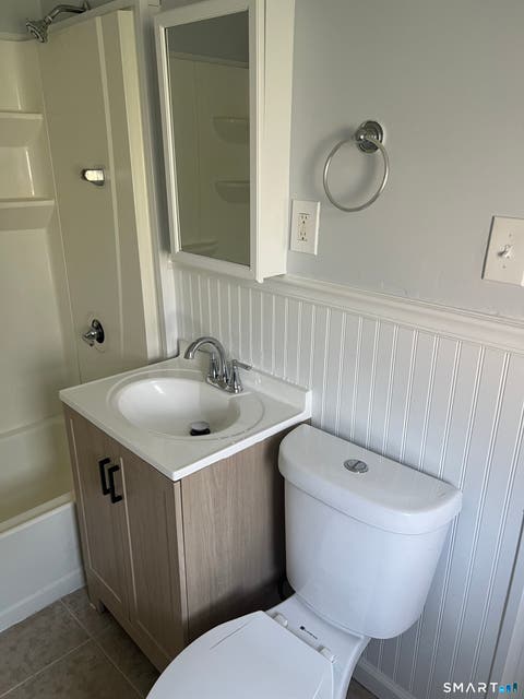 Tiny photo for 24 Circular Avenue #3B, Bridgeport, CT 06605 (MLS # 24195671)