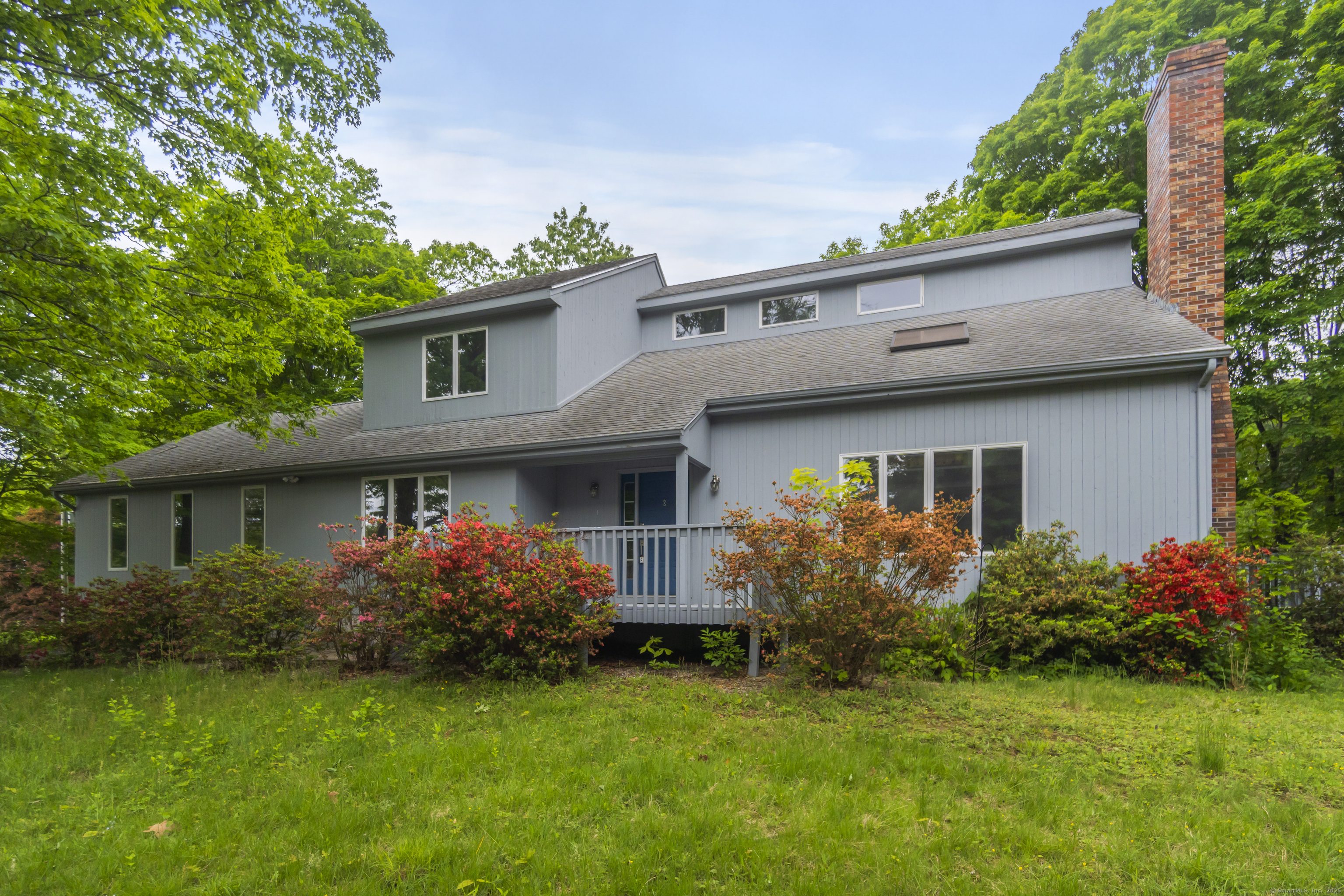 2 Meadowview Lane, Norwich, Connecticut image 1