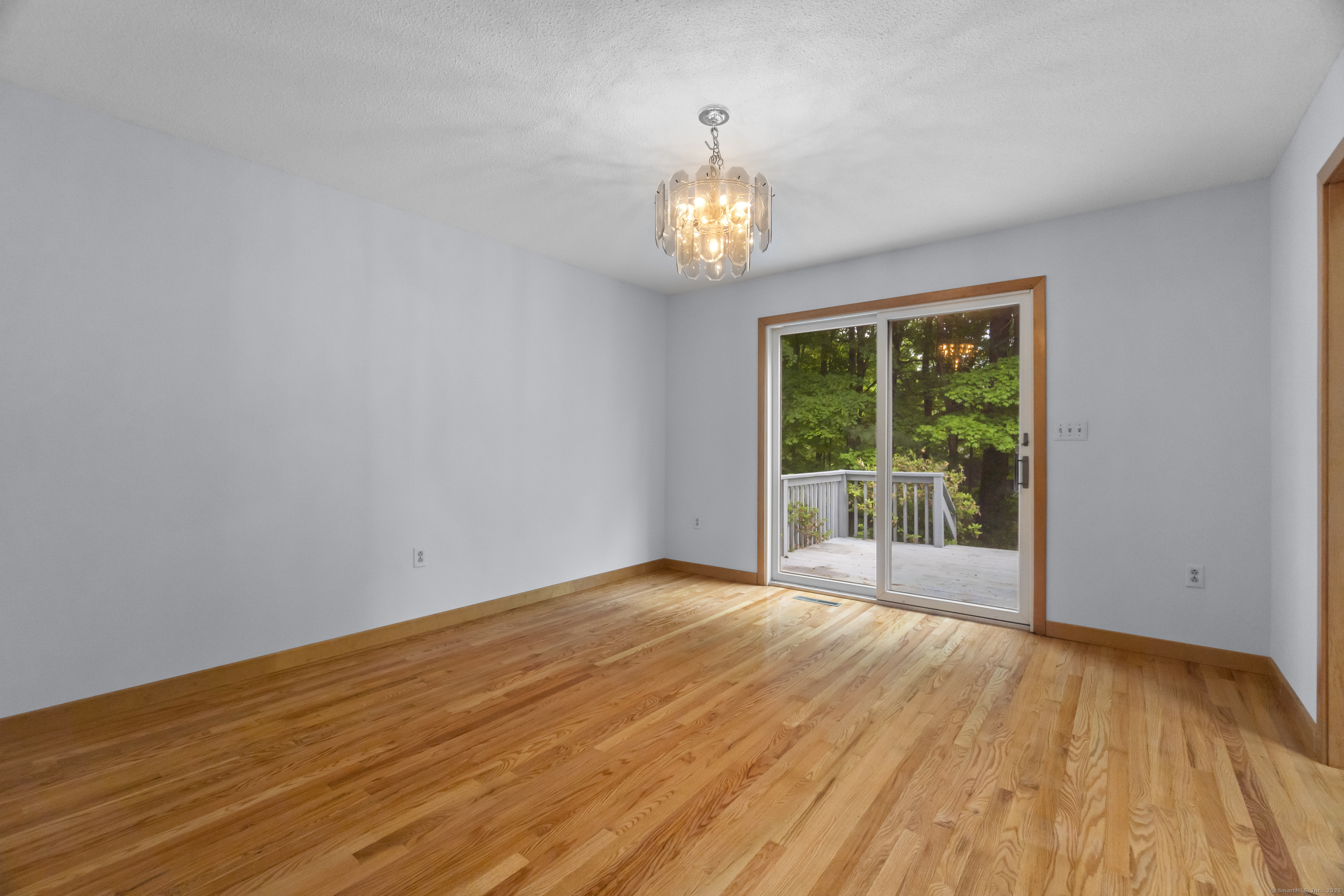 2 Meadowview Lane, Norwich, Connecticut image 11