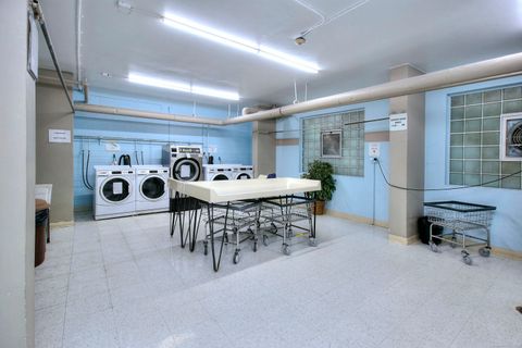 Tiny photo for 80 Cartright Street #8J, Bridgeport, CT 06604 (MLS # 24135952)