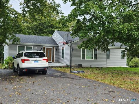 Photo of 994 Bunker Hill Avenue, Waterbury, CT 06708 (MLS # 24152013)
