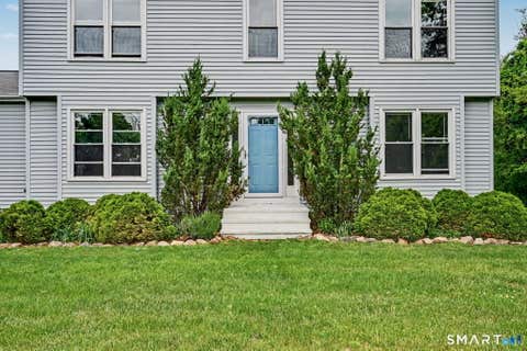 Homes For Sale - 30 Bonnie Vu Lane<br/> New Milford, CT 06776