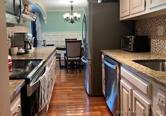 1 Linden Street #APT B9, Norwalk, Connecticut image 7