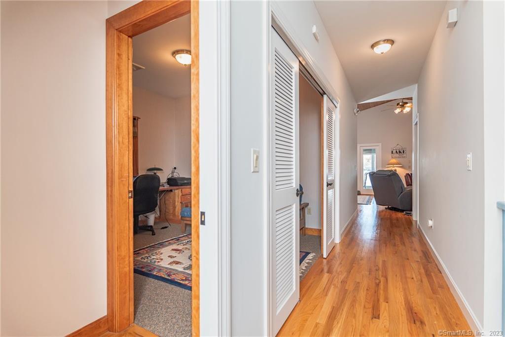 Killingly, Connecticut 06241, United States, 3 Bedrooms Bedrooms, ,2 BathroomsBathrooms,Residential,Active,237542